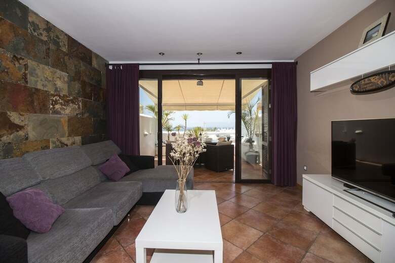 Apartamentos Espacios Blanco Adeje Paradise