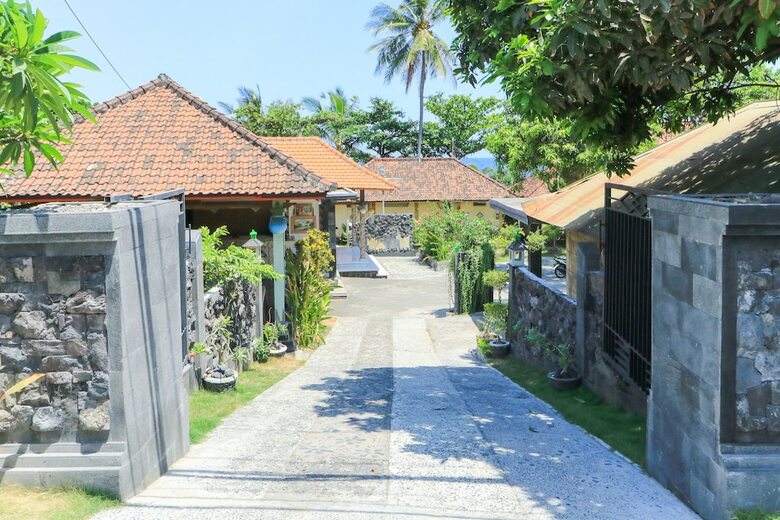 Hotel Tara Bar & Resto Air Sanih