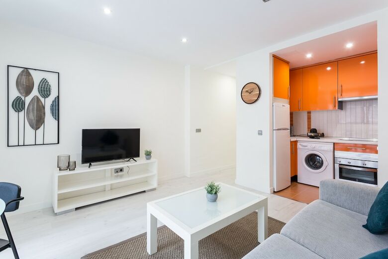 Apartamentos Sleep La Latina By Stay