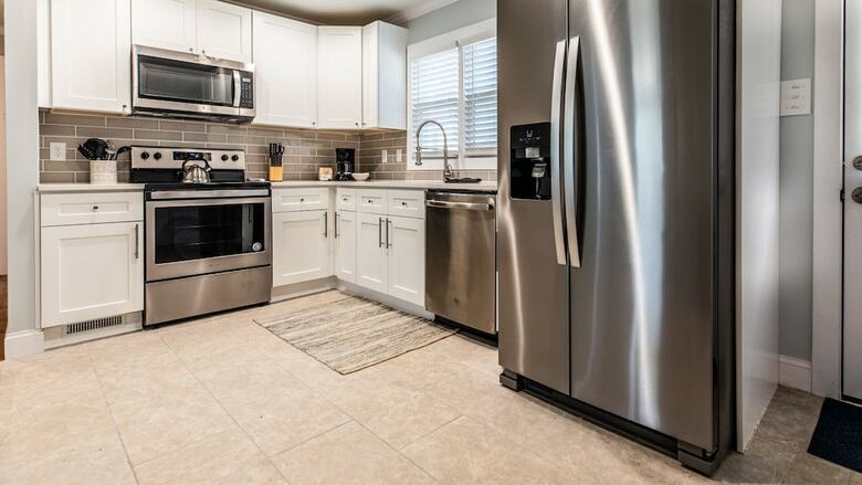 4 Bedroom, Kelford Lane