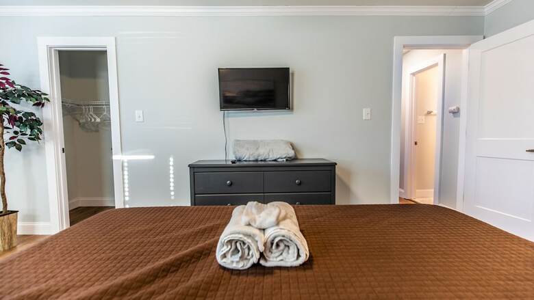 4 Bedroom, Kelford Lane