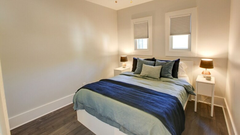 9 Bedroom, South Mint Street