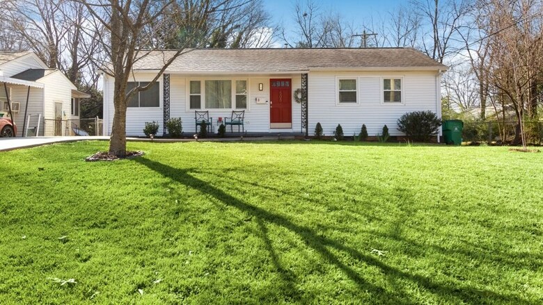 3 Bedroom, Manhasset Road