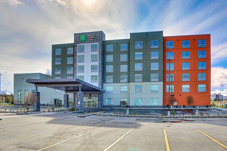Hotel Holiday Inn Express & Suites Calgary Airport Trail Ne