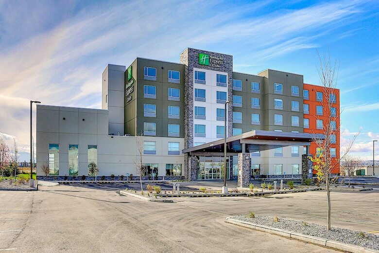 Hotel Holiday Inn Express & Suites Calgary Airport Trail Ne