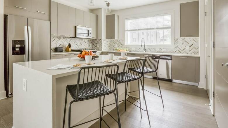 3 Bedroom, Camden Grandview Road