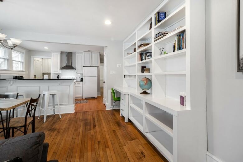 1 Bedroom, Allen Street