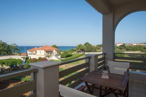 Hotel Golden Coast Boutique - Luxury Living