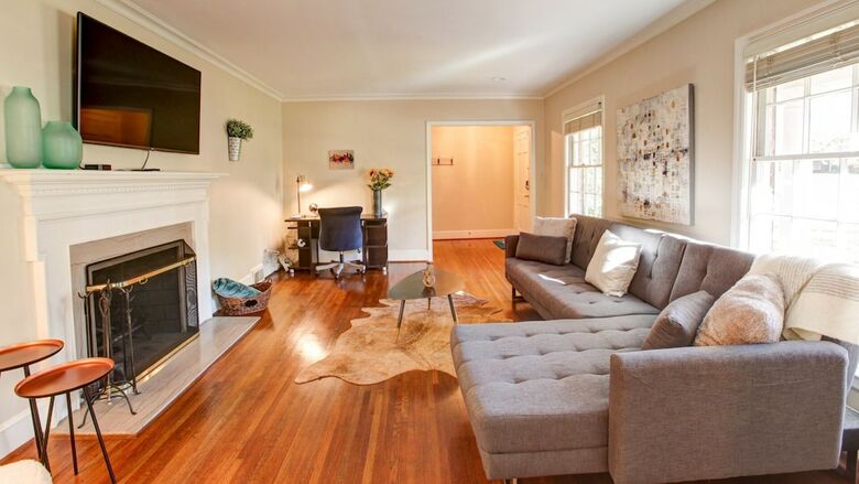 3 Bedroom, Woodlark Lane