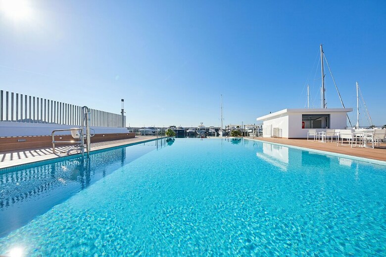 Calanova Sports Residence