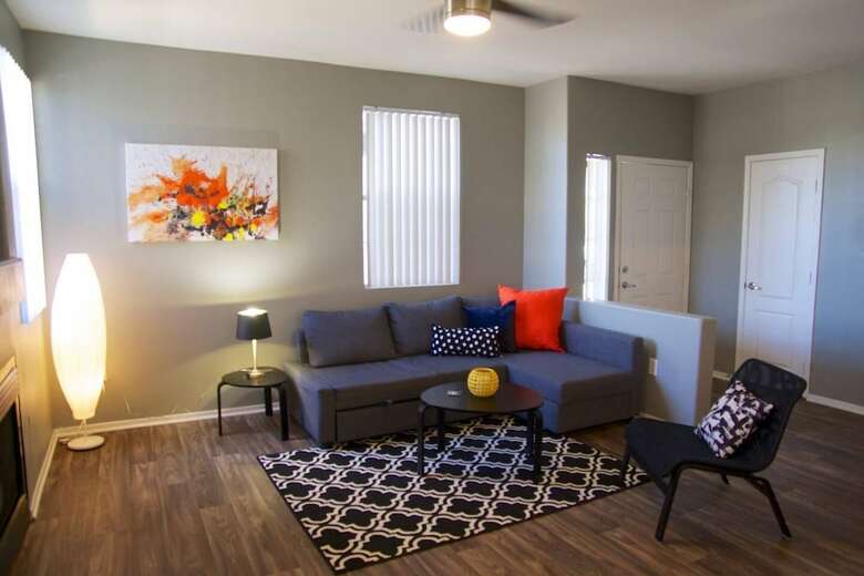 Beautiful & Quiet Apartment 15 Minutes From Strip