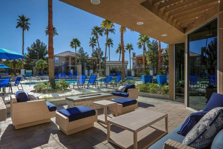 Beautiful & Quiet Apartment 15 Minutes From Strip