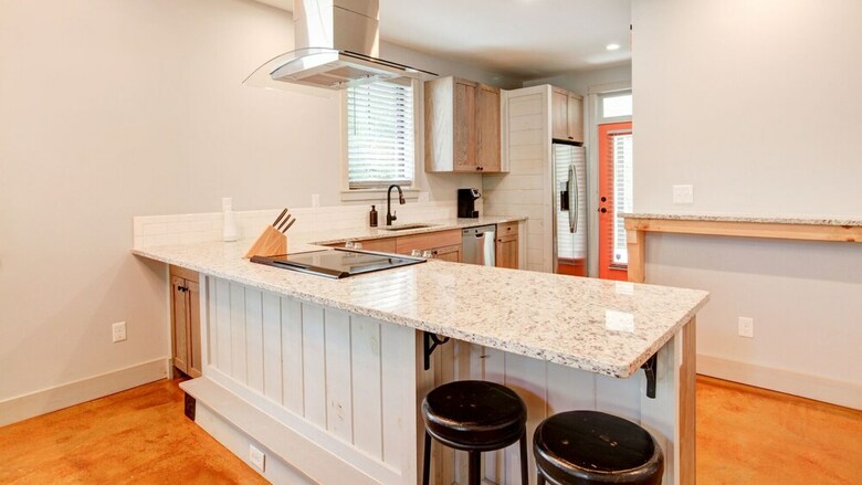 3 Bedroom, East 18th Street