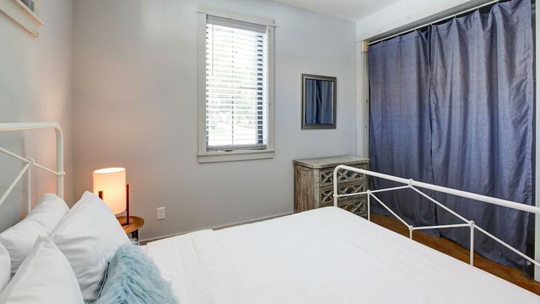 3 Bedroom, East 18th Street
