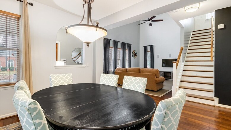 4 Bedroom, Parkside Terrace Lane