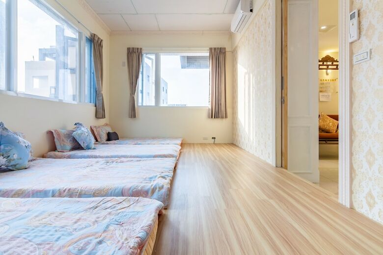 Hotel Lucent Homestay