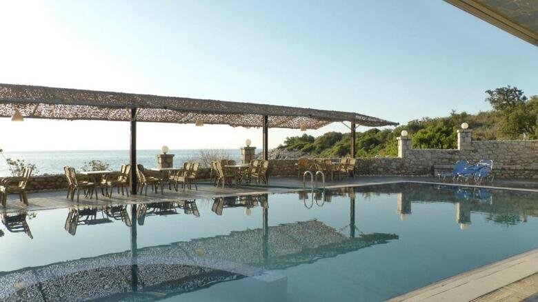 Hotel Lalloudes
