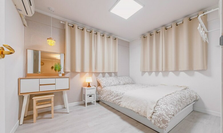 Seeu House