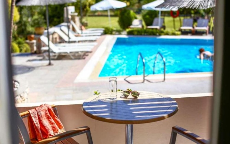 Aparthotel Orion Houses