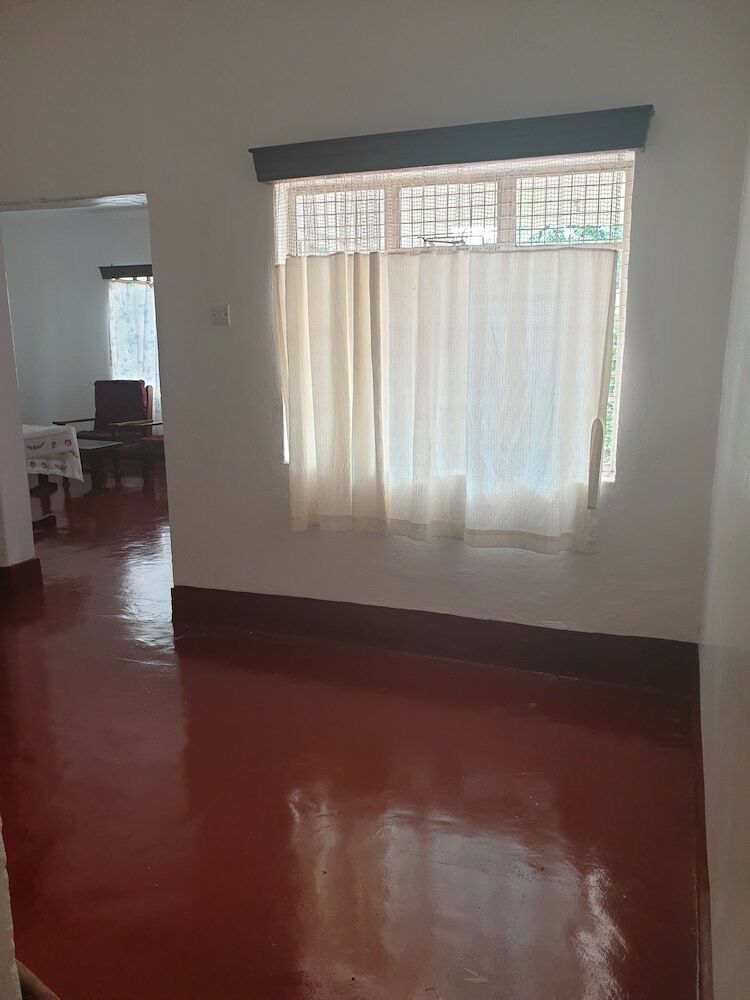 Residencia Doctor Se Temu Rest House