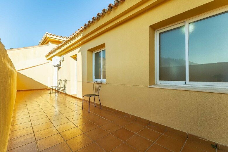 Apartamentos Sur Suites �tico Soler