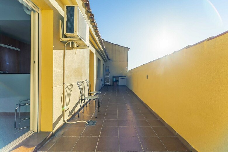 Apartamentos Sur Suites �tico Soler