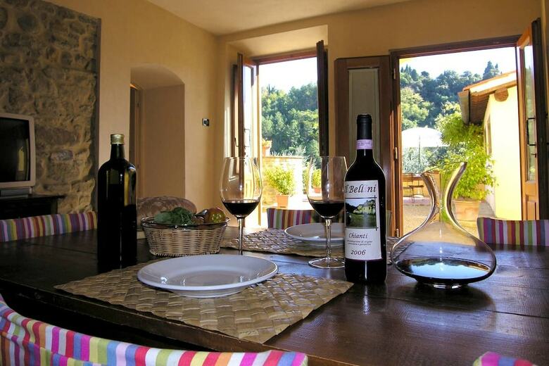 Apartment With 2 Bedrooms In Castelfranco Piandisc�, With Pool Access And Wifi
