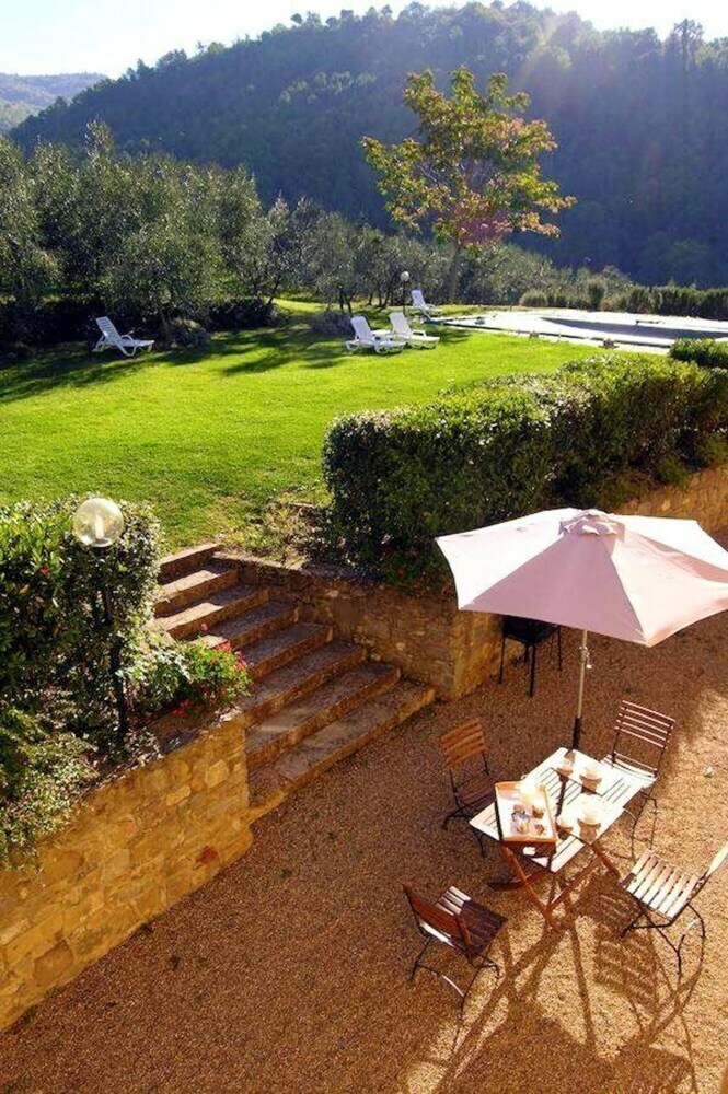 Apartment With 2 Bedrooms In Castelfranco Piandisc�, With Pool Access And Wifi