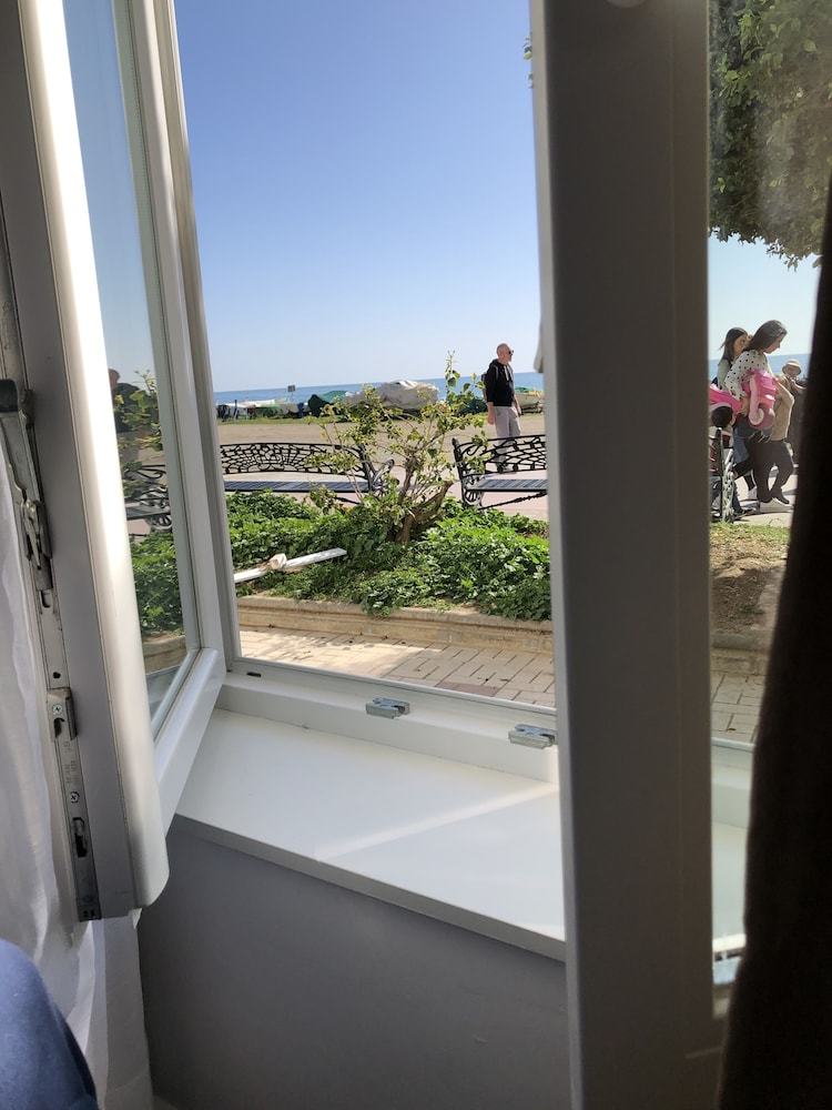Apartamentos Tis�fone Suites Rooms