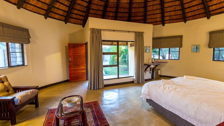 Hotel Phelwana Game Lodge