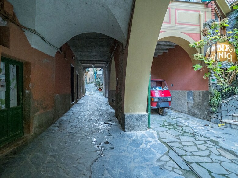 Picabon Apartment With AC And Balcony