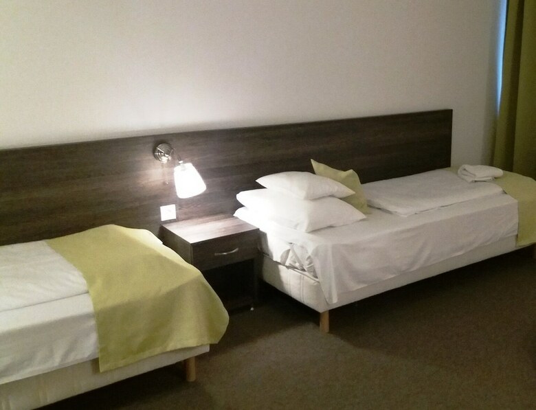 Hotel Oazis Wellness Panzio