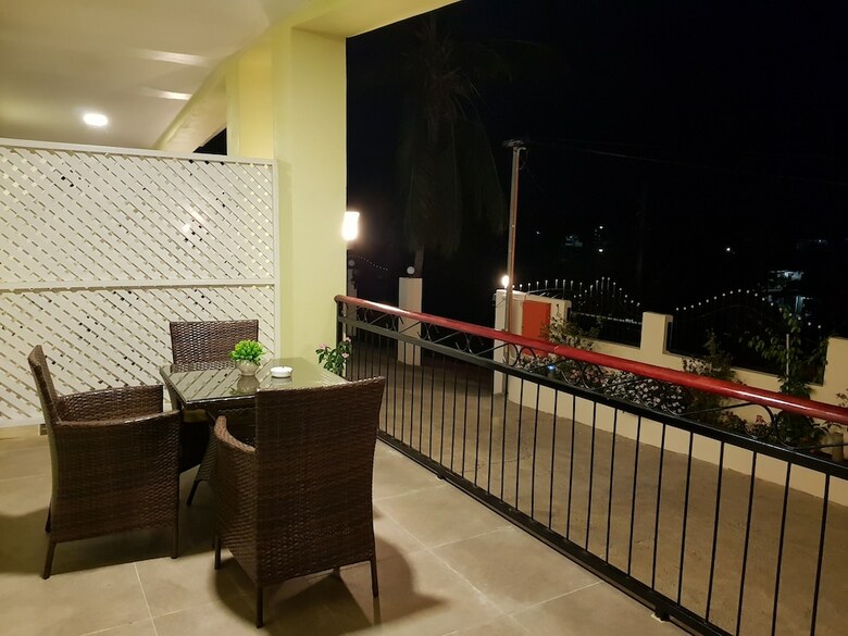 Marigold Apartments