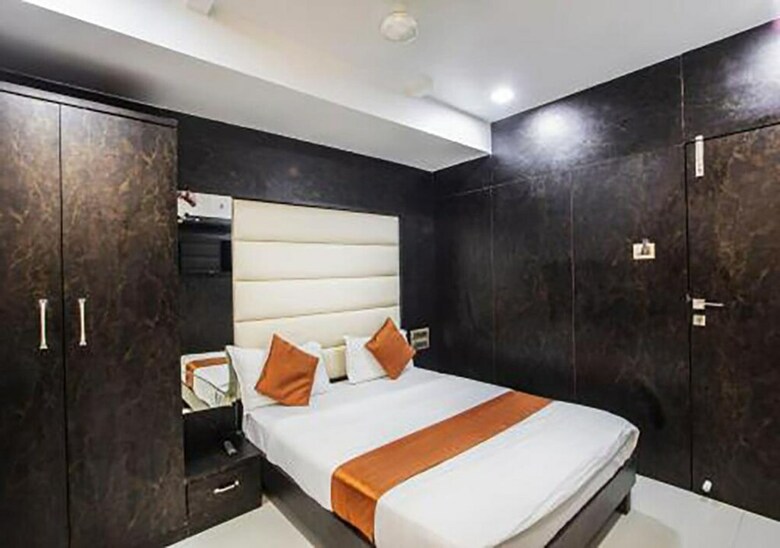 Hotel Dadar Residency-near Tata Hospital