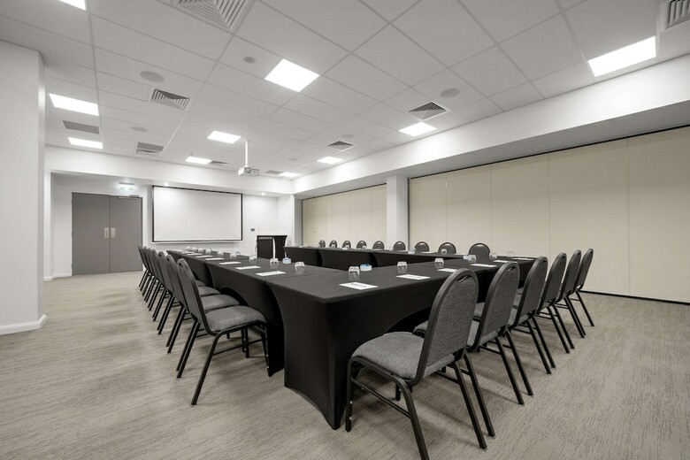 Oaks Toowoomba Hotel