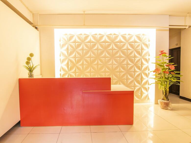 Hotel Oyo 578 Red Velvet Suites