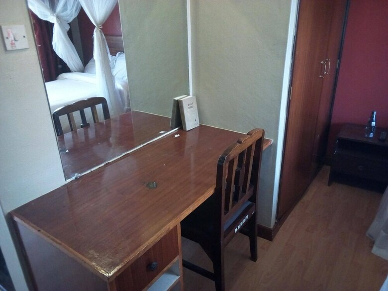 Matuu Ndallas Hotel
