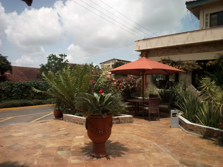 Matuu Ndallas Hotel