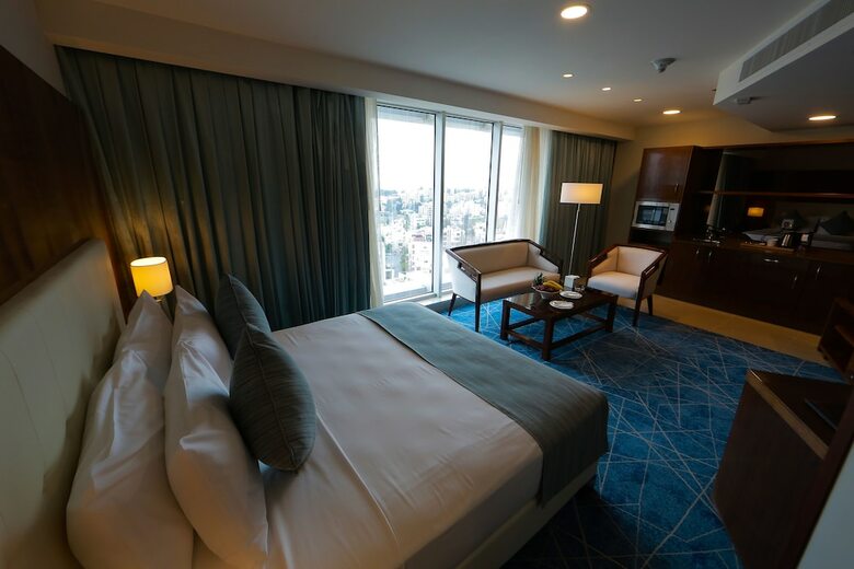 Coral Hotel & Suites By Hansa