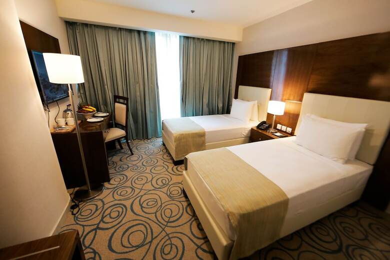 Coral Hotel & Suites By Hansa