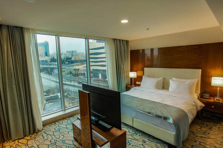 Coral Hotel & Suites By Hansa