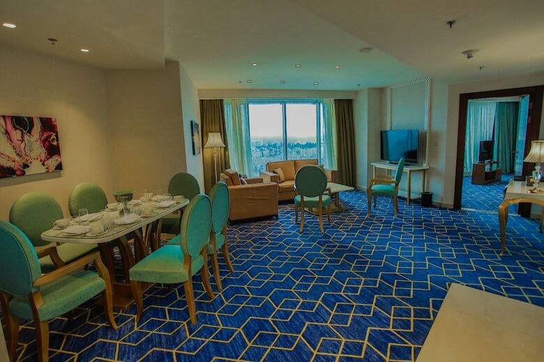 Coral Hotel & Suites By Hansa