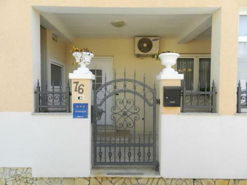 Apartments Villa Doris