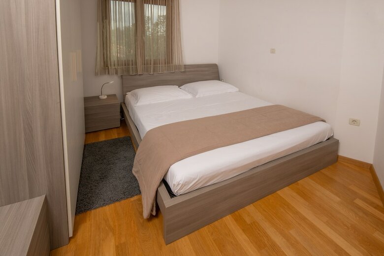 Apartments Oliva