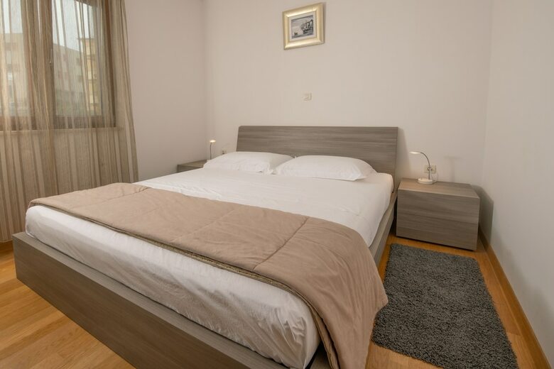Apartments Oliva