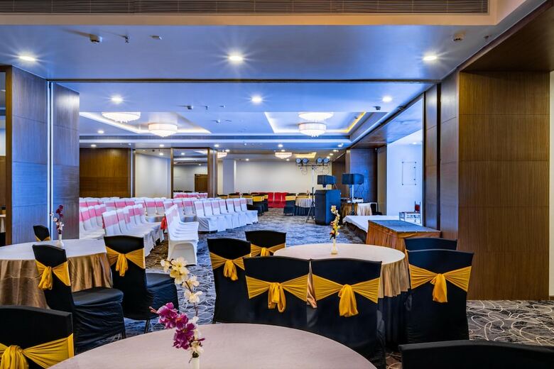 Hotel Mint Club 29