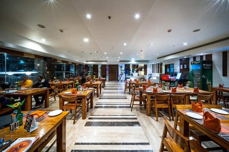 Hotel Mint Club 29