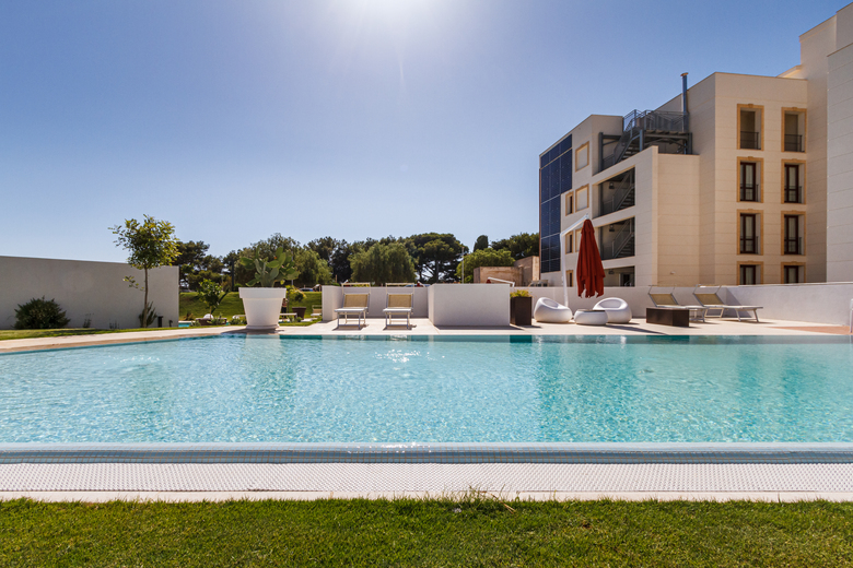 Seawater Hotel