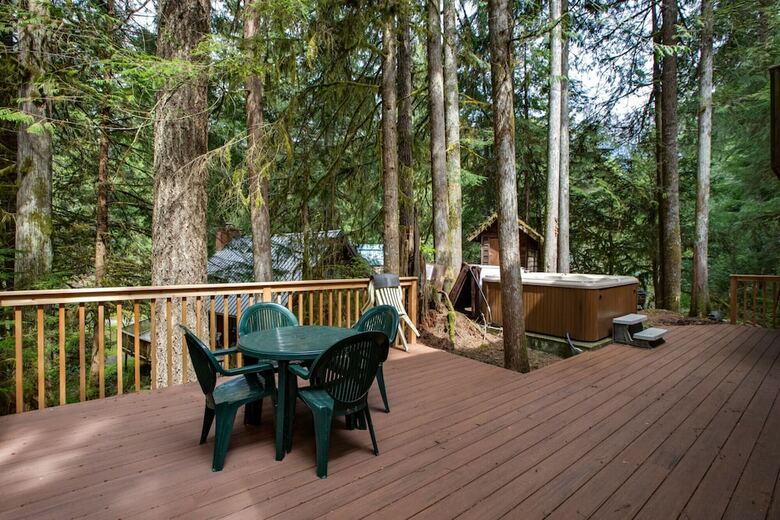 Mt. Baker Lodging Cabin 78 - Sleeps 8!