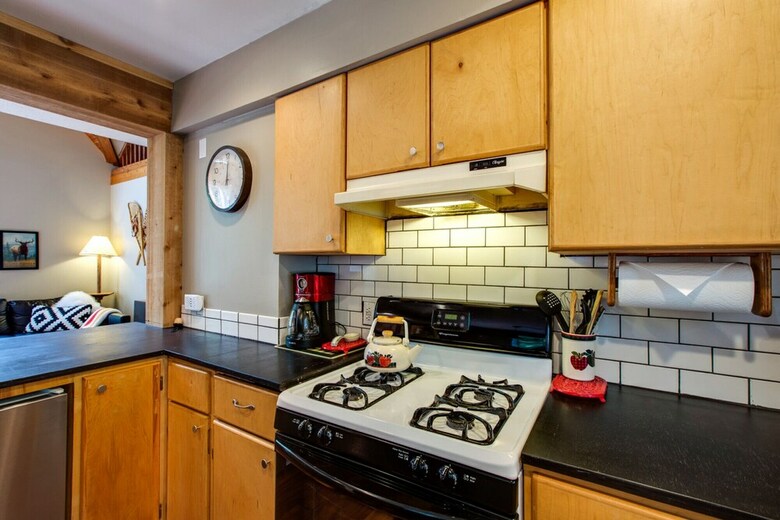 Mt. Baker Lodging Cabin 78 - Sleeps 8!